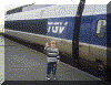 Corentin et le TGV Rennes-Paris.gif (43132 octets)